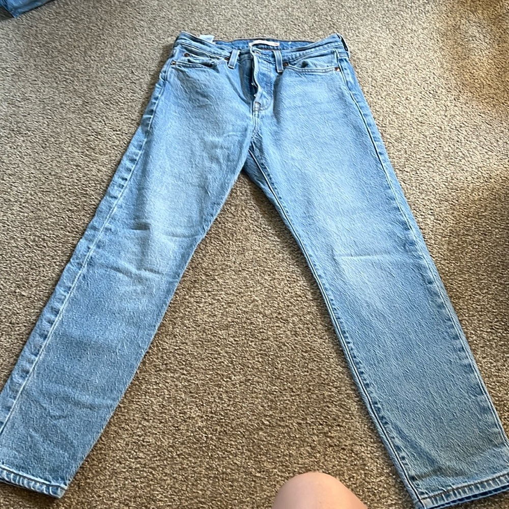 LEVI WEDGIE JEANS